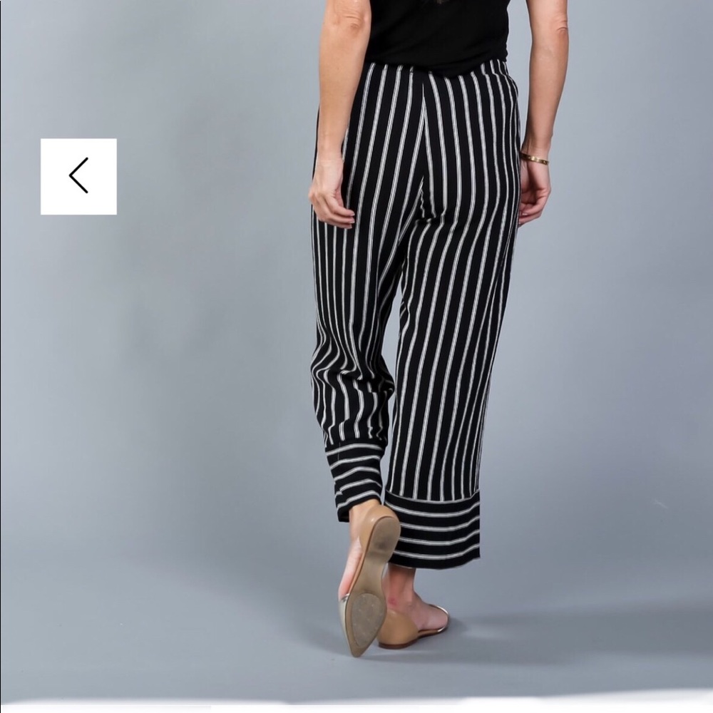 Striped Drawstring Culotte Pants - Picture 4 of 7